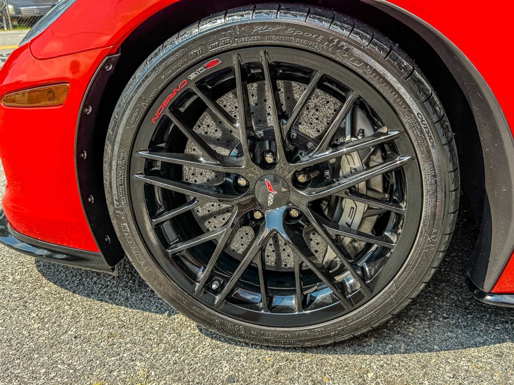 Used 2011 Chevrolet Corvette Z06 RWD image 17