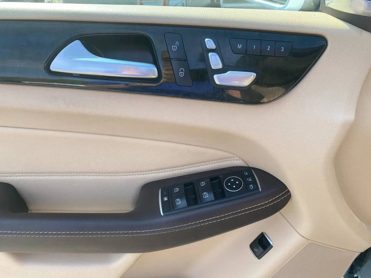 Used 2017 Mercedes-Benz GLE 350 4MATIC image 10