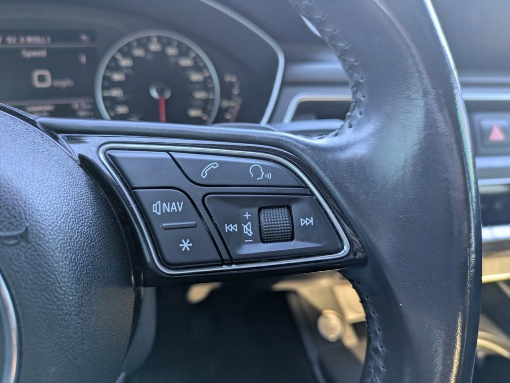 Used 2017 Audi A4 2.0T Premium image 26