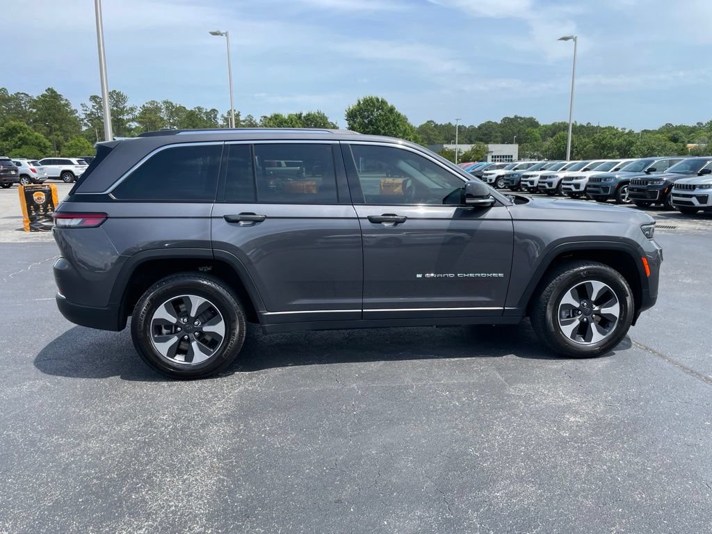 Used 2022 Jeep Grand Cherokee Limited 4xe AWD/4WD image 8