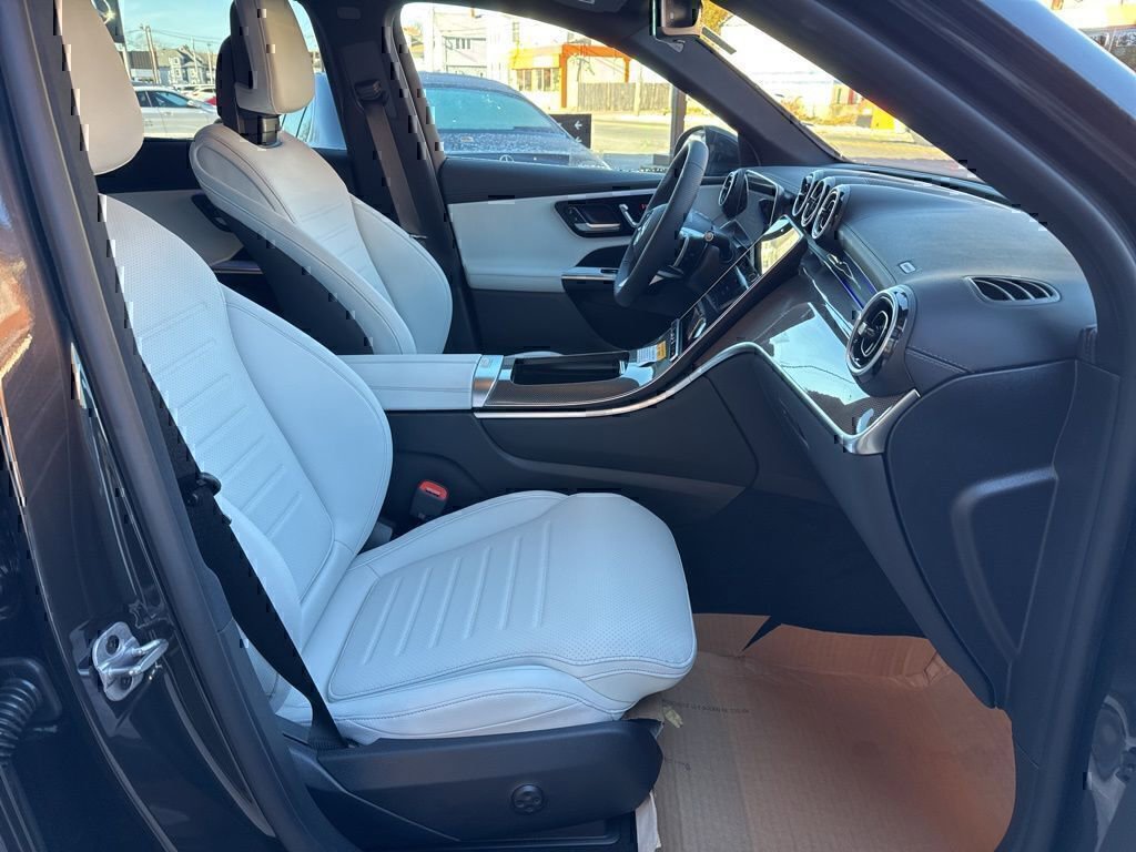 Certified 2026 Mercedes-Benz GLC 300 4MATIC image 12