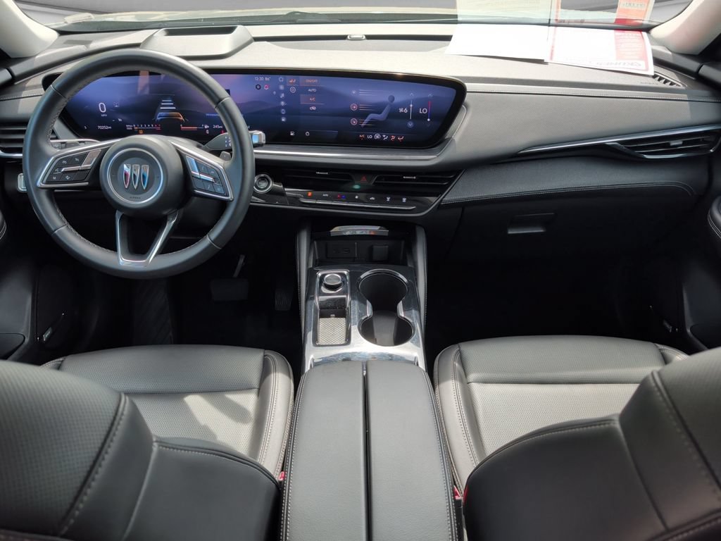 Used 2024 Buick Envision Preferred AWD/4WD image 18