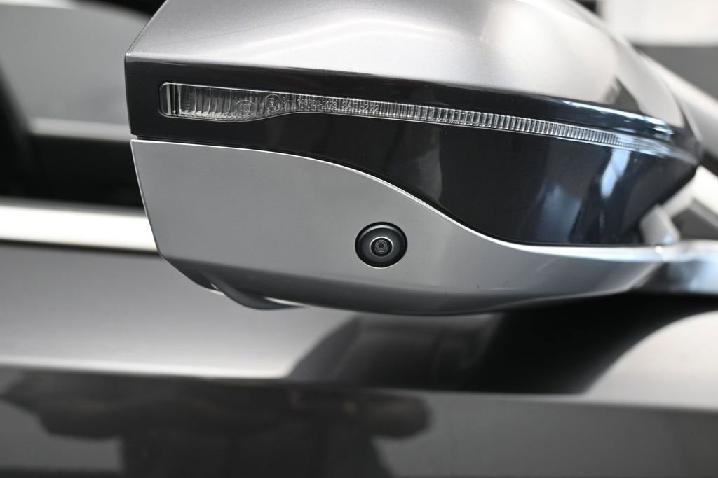 Used 2024 BMW 530i RWD image 53