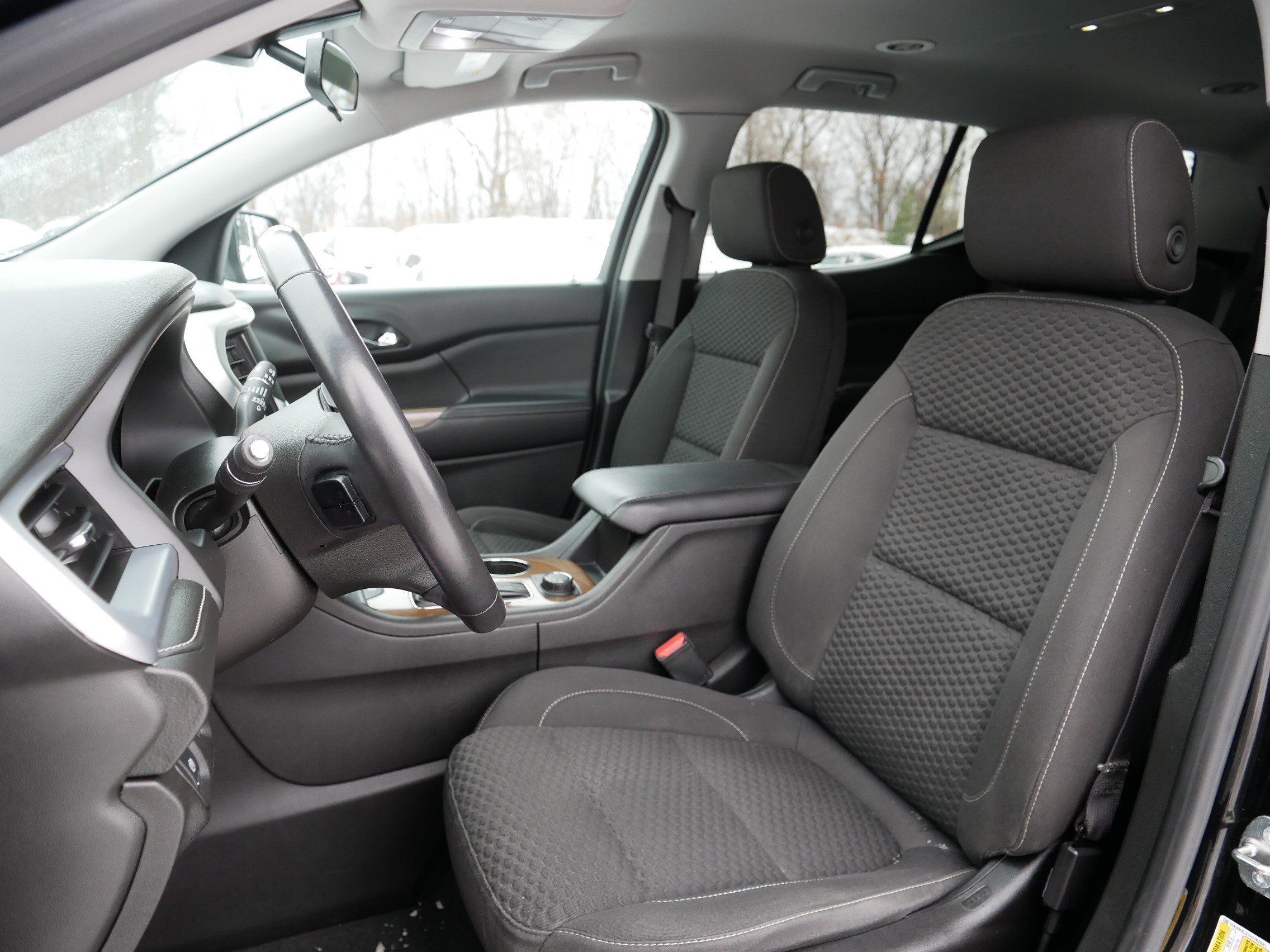 Used 2017 GMC Acadia SLE image 34