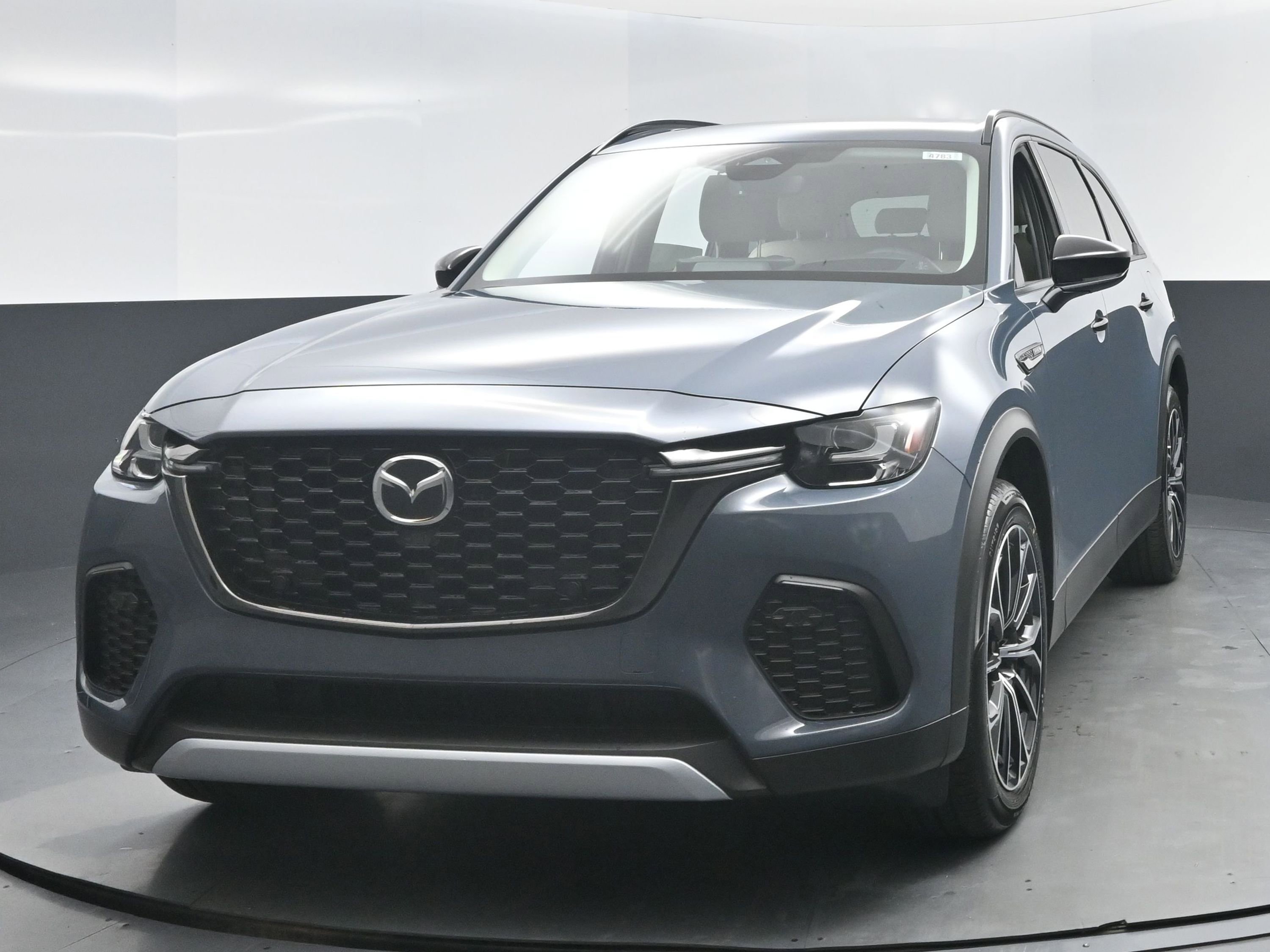 New 2025 MAZDA CX-70 Plug-In Hybrid w/ Premium Pkg image 11