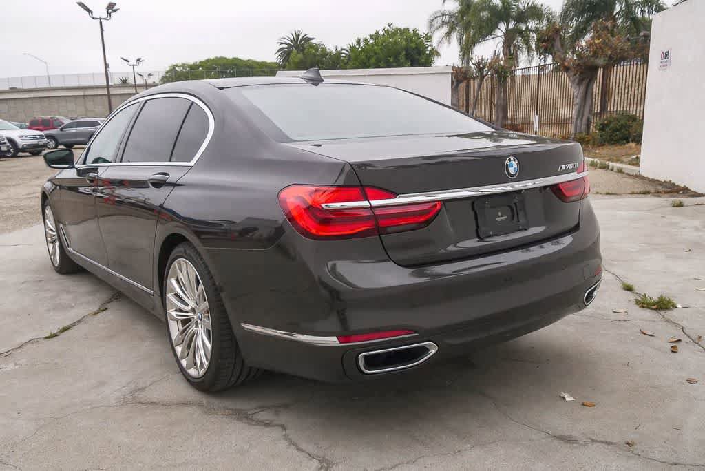 Used 2017 BMW 750i RWD image 7