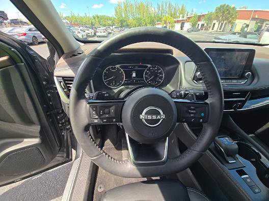 Used 2023 Nissan Rogue SL AWD/4WD image 8