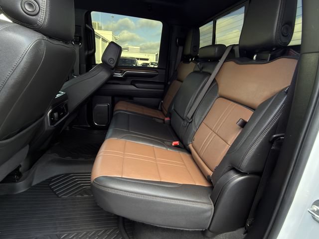 Certified 2024 Chevrolet Silverado 2500 High Country w/ Technology Package AWD/4WD image 32