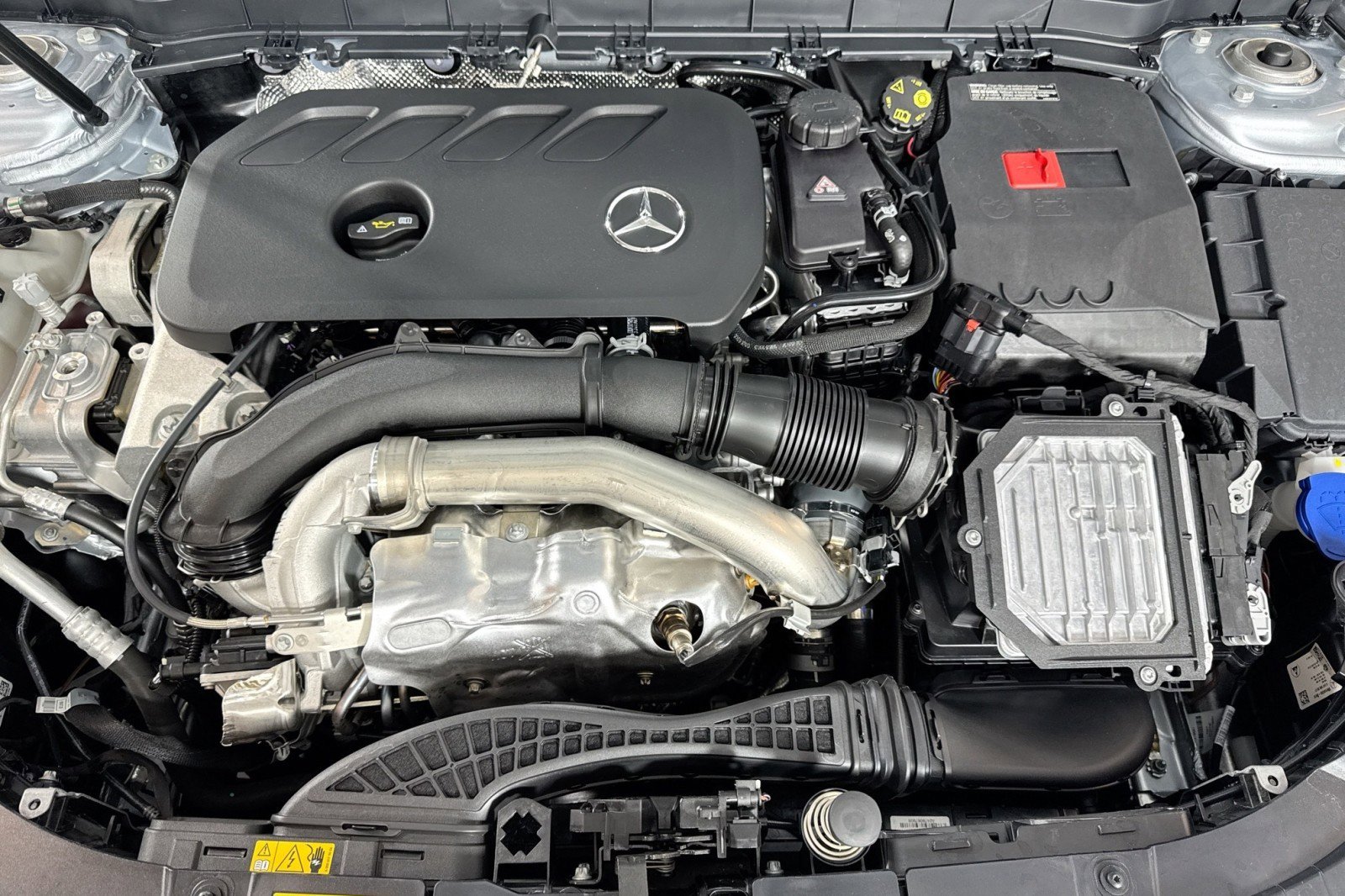 Used 2026 Mercedes-Benz GLB 250 4MATIC image 29