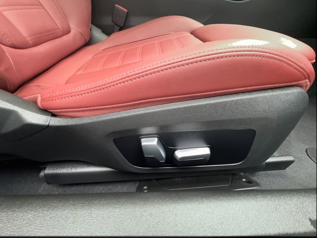 Used 2023 BMW M240i Coupe w/ Premium Package RWD image 27