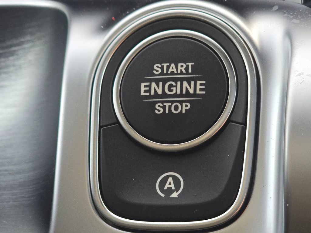 New 2026 Mercedes-Benz GLB 250 4MATIC image 35