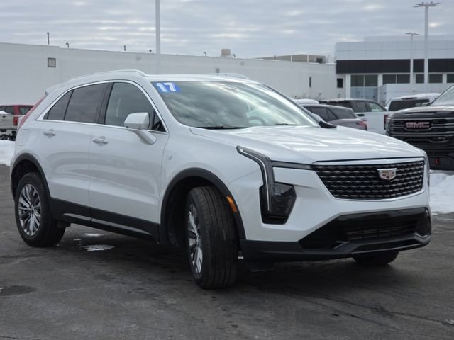 Used 2024 Cadillac XT4 Premium Luxury w/ Technology Package image 21
