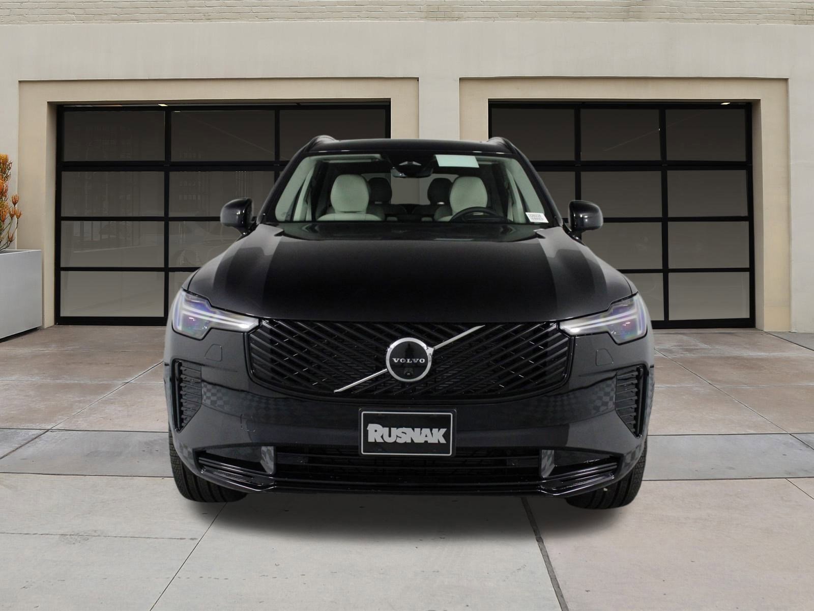 New 2026 Volvo XC90 B6 Ultra image 2
