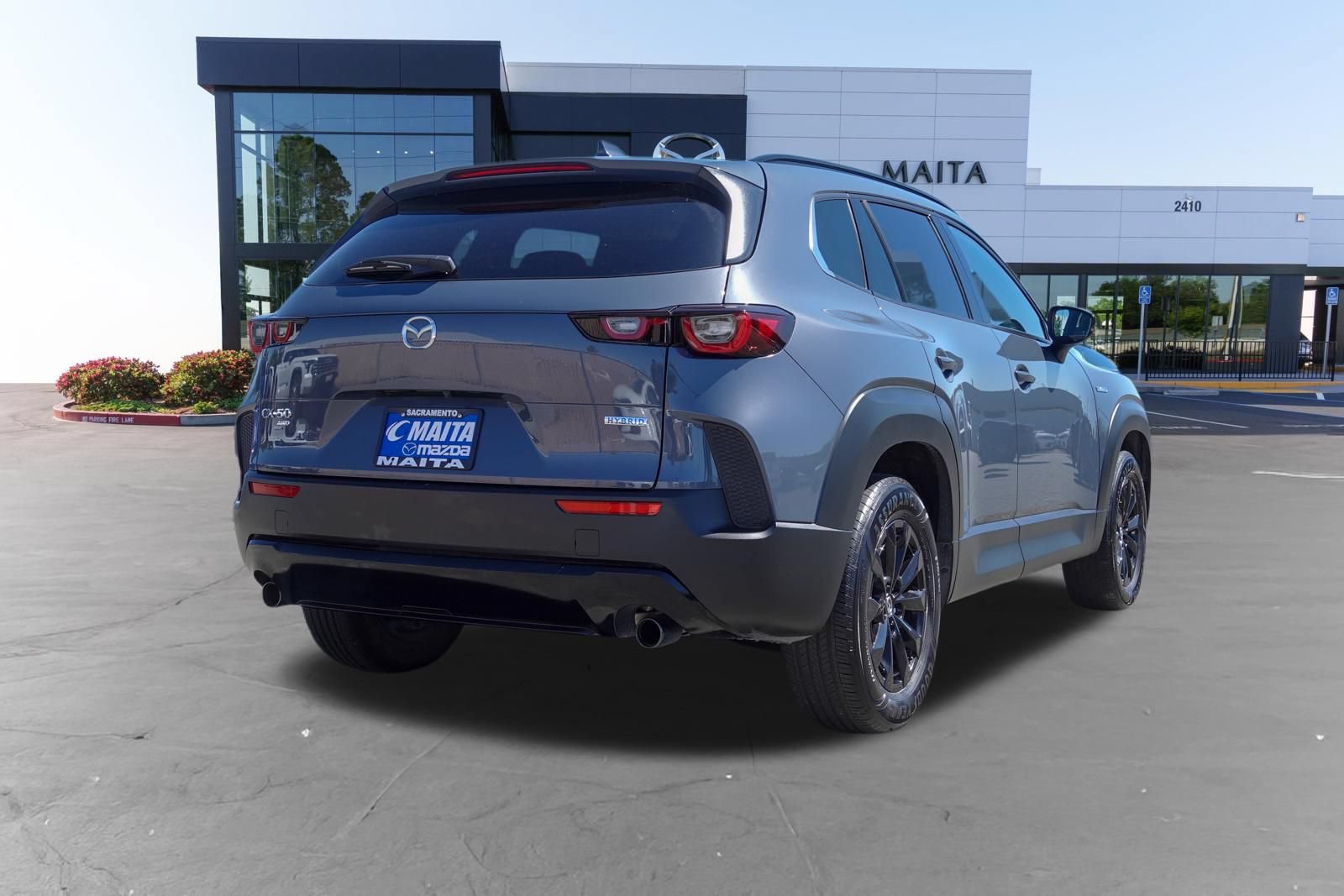Certified 2025 MAZDA CX-50 AWD 2.5 Hybrid w/ Premium Pkg image 4