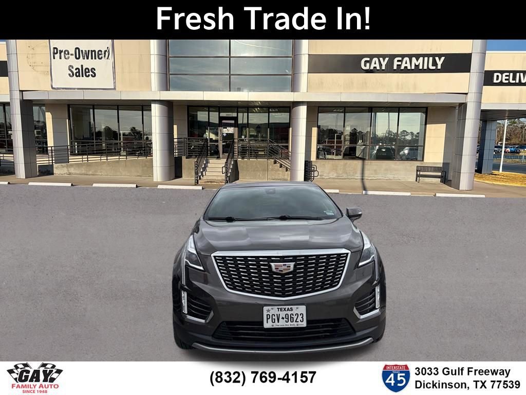 Used 2020 Cadillac XT5 Premium Luxury FWD image 2