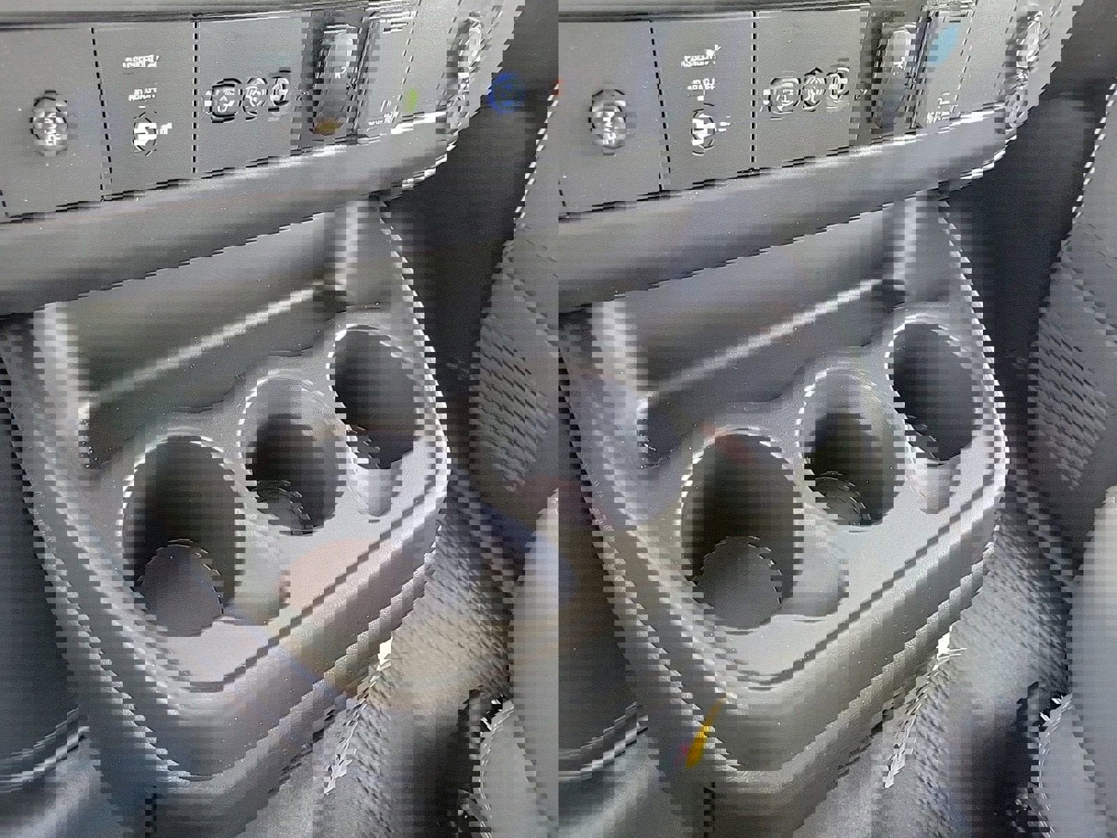 New 2025 GMC Savana 3500 Extended w/ Power Convenience Package image 17