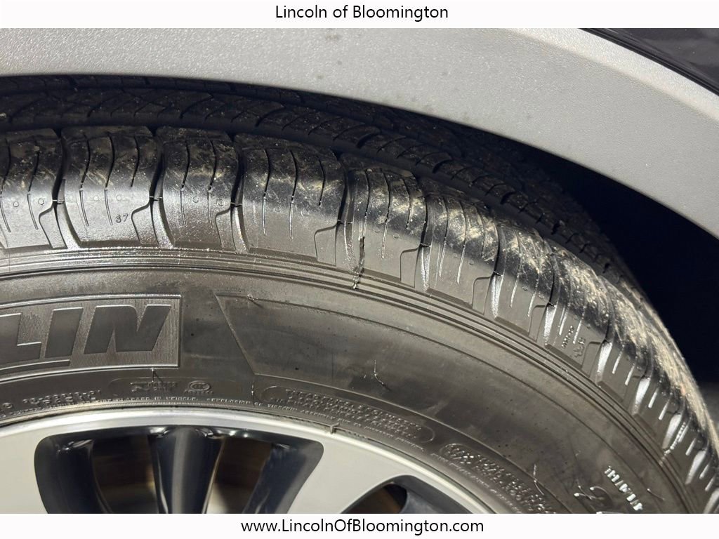Used 2023 Lincoln Nautilus AWD w/ Premium Package image 11