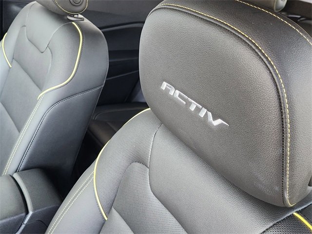 Used 2024 Chevrolet Trax ACTIV w/ Sunroof Package FWD image 21