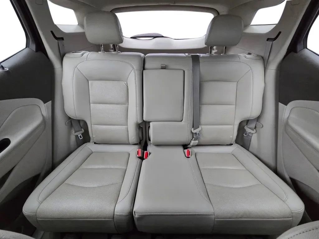 Used 2019 GMC Terrain Denali w/ Comfort Package image 27