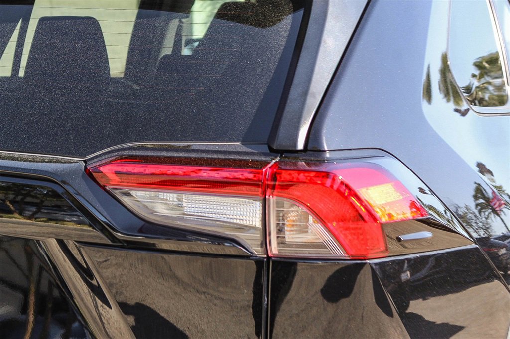 Used 2022 Toyota RAV4 TRD Off-Road w/ TRD Off-Road Weather Package image 7