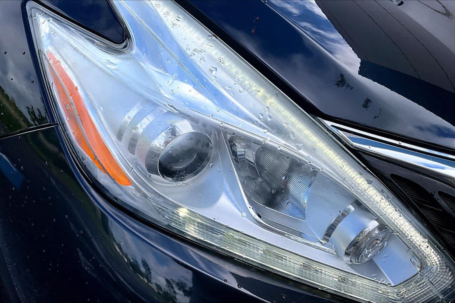 Used 2016 Nissan Murano SV AWD/4WD image 27