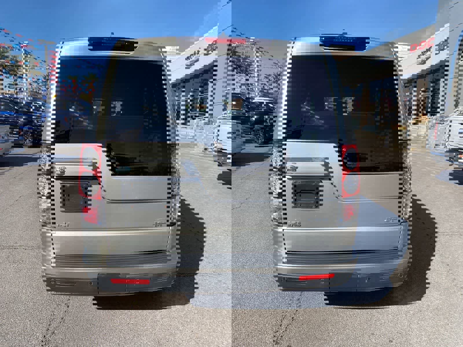 Used 2011 Land Rover LR4 HSE LUX image 8