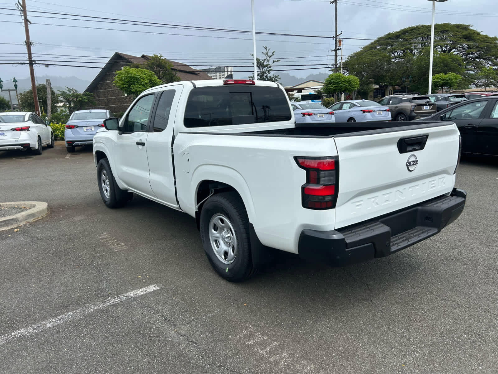 New 2026 Nissan Frontier S image 4