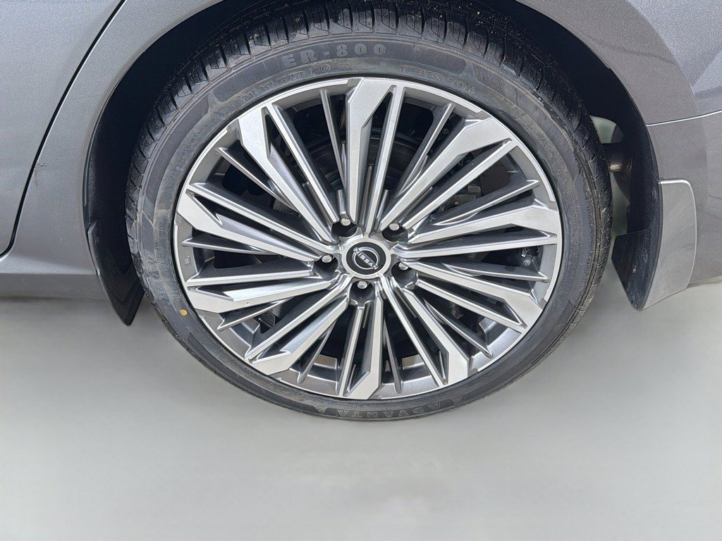 Used 2023 Nissan Altima 2.5 SL FWD image 19