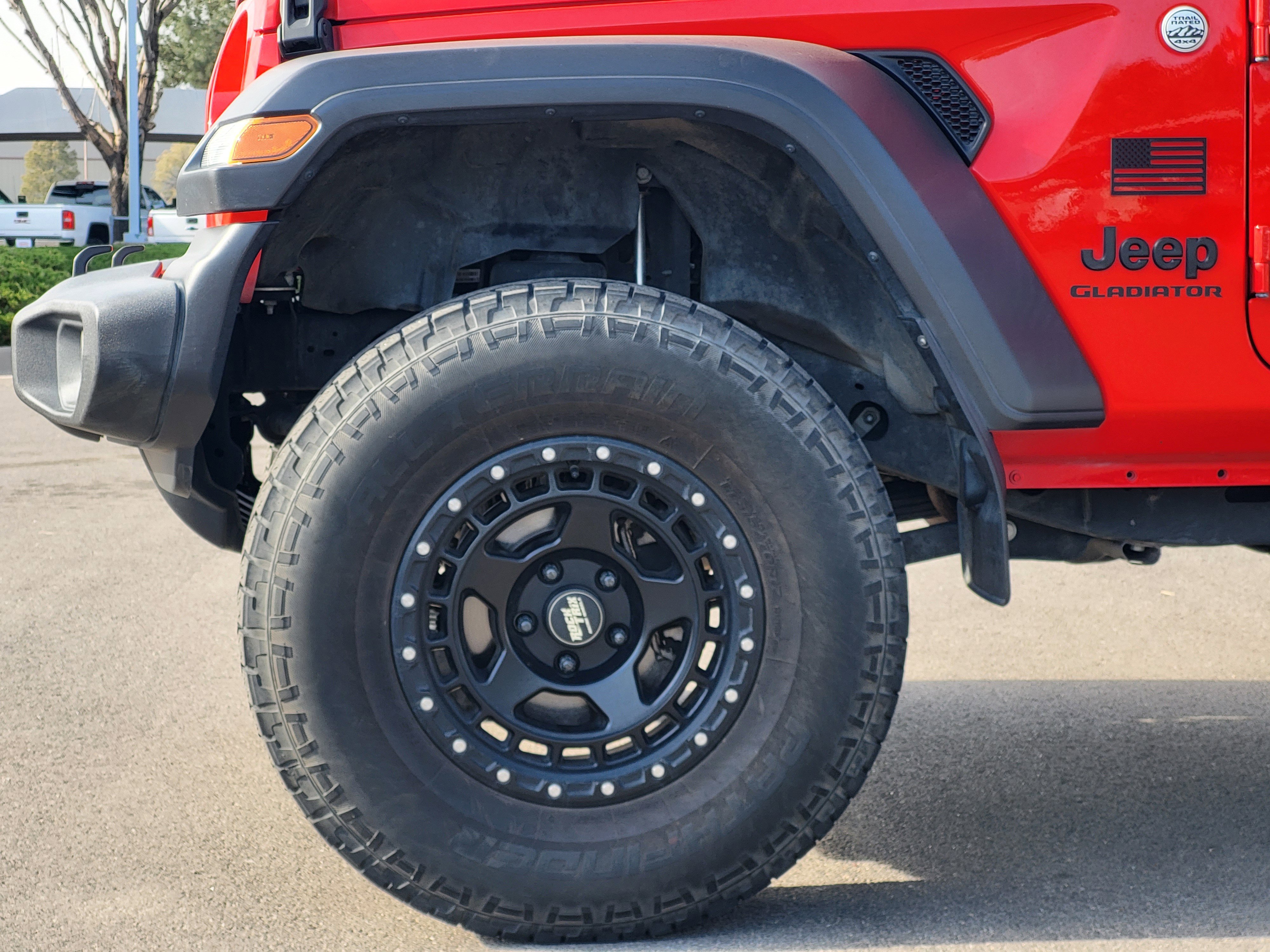 Used 2020 Jeep Gladiator Sport w/ Quick Order Package 24S image 9