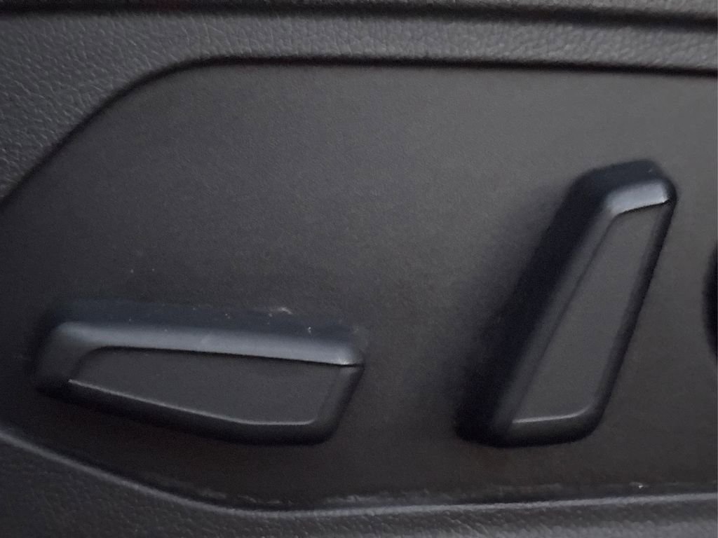 Certified 2022 Kia Sorento SX image 40