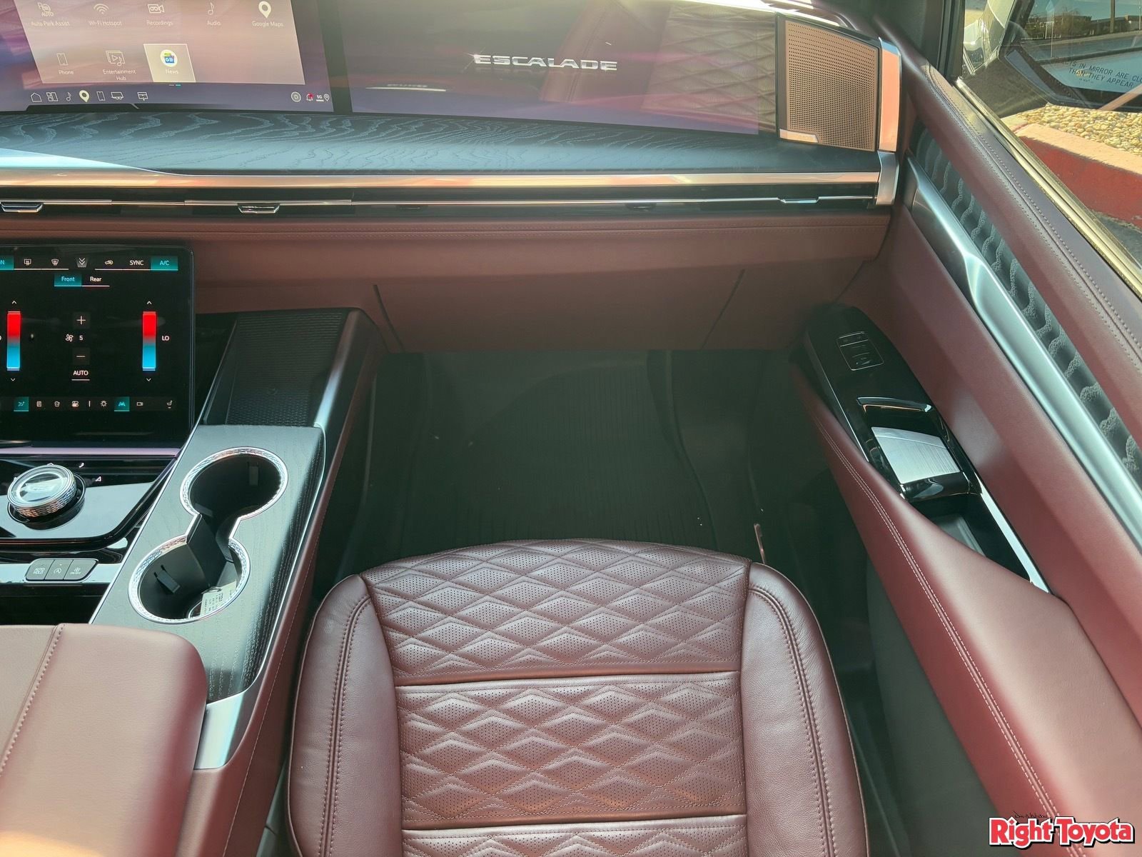 Used 2026 Cadillac Escalade Sport w/ LPO, ONYX Package image 15