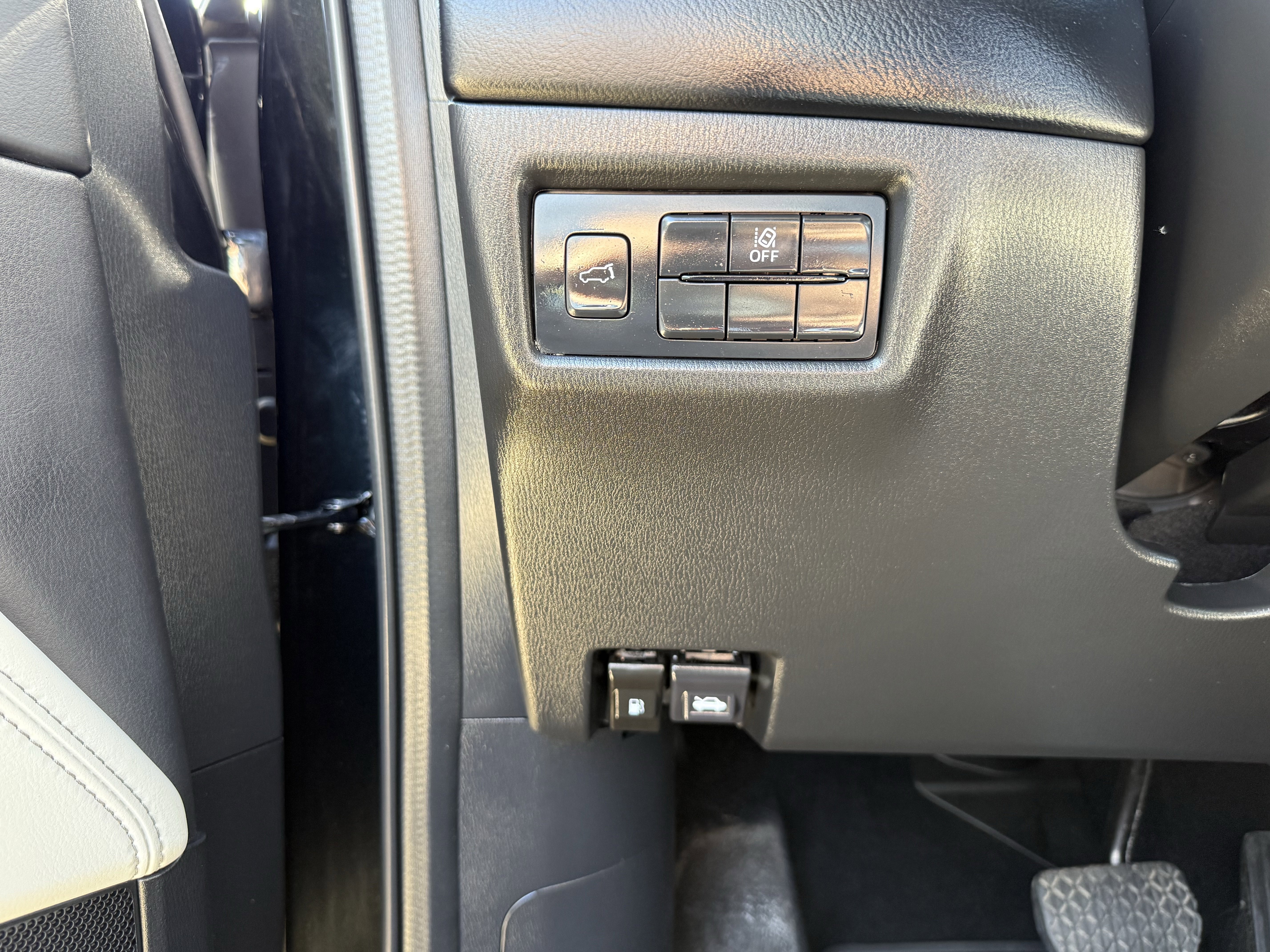 Used 2024 MAZDA CX-5 AWD 2.5 S w/ Premium Plus Pkg image 12