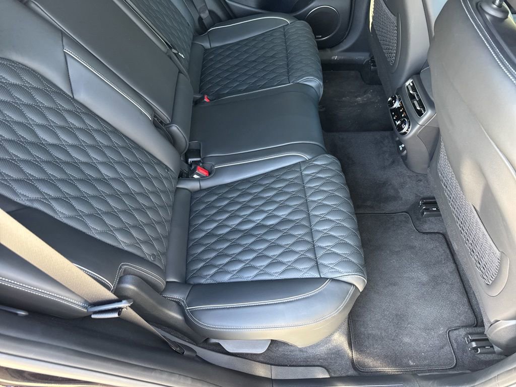 Used 2025 Genesis GV70 3.5T Sport w/ Sport Prestige Package image 18