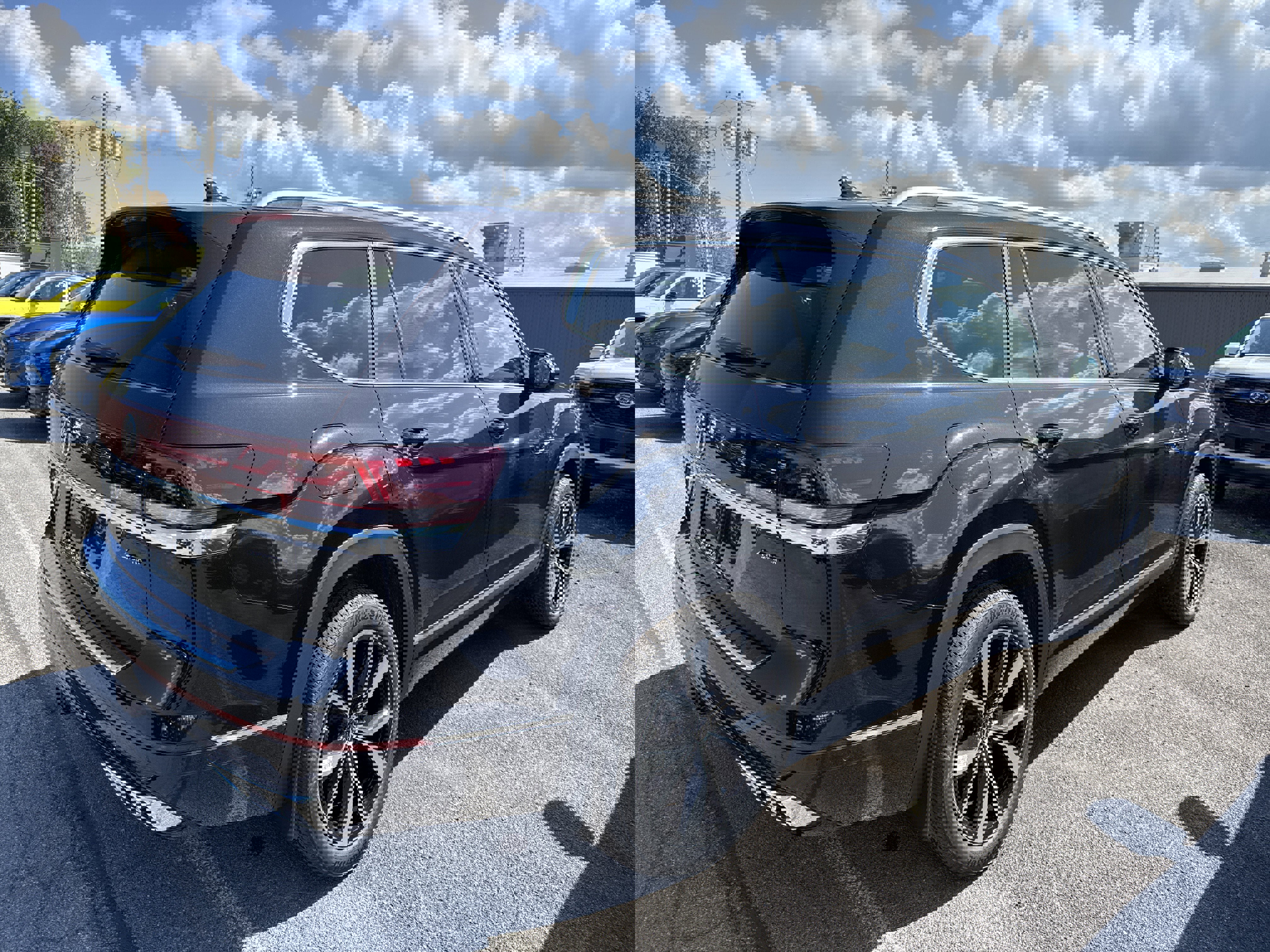 New 2026 Volkswagen Atlas SEL Premium R-Line image 7