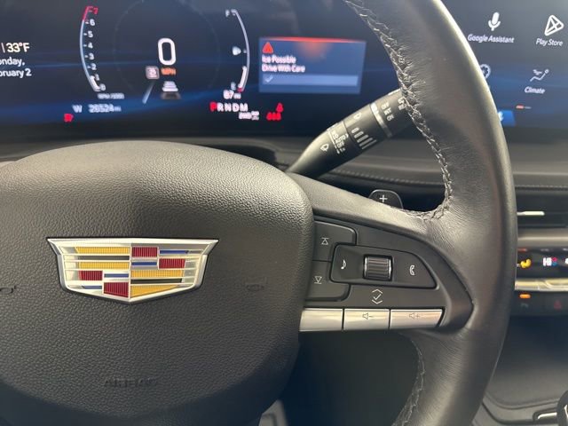 Used 2025 Cadillac XT4 Premium Luxury image 25