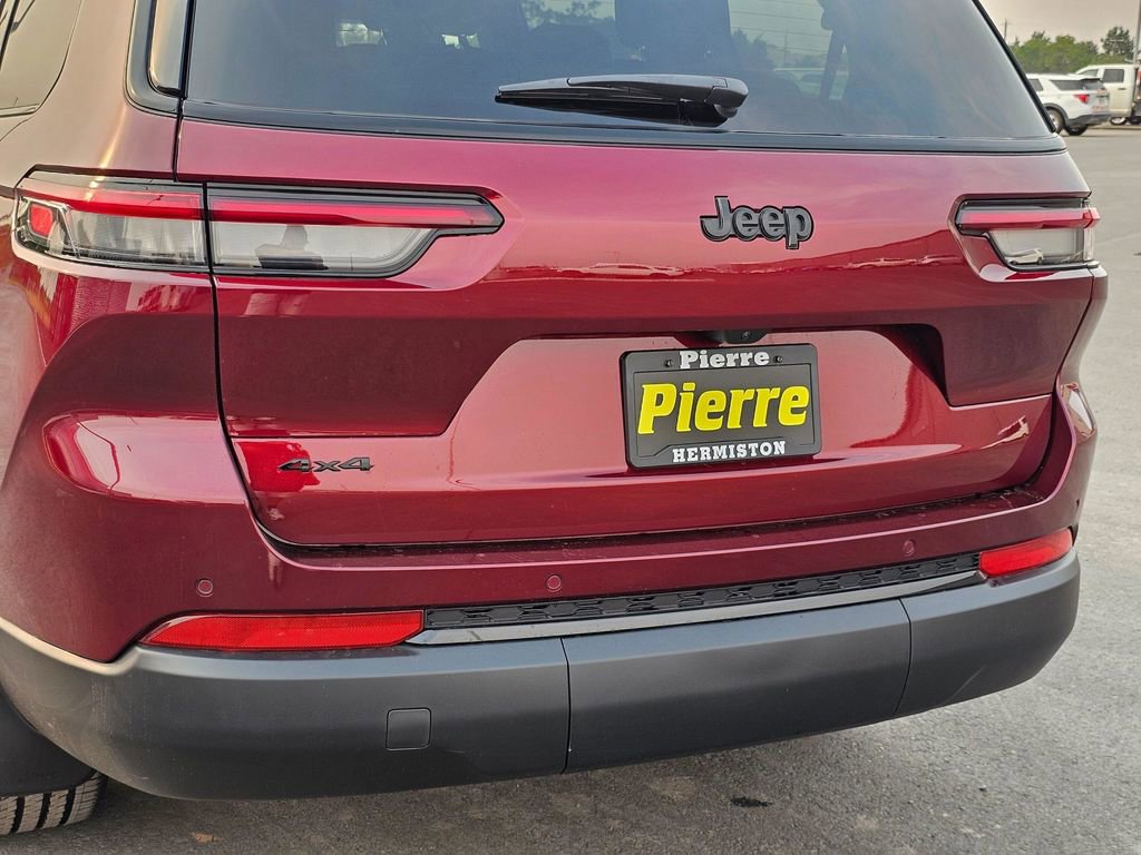 New 2025 Jeep Grand Cherokee L Altitude image 6