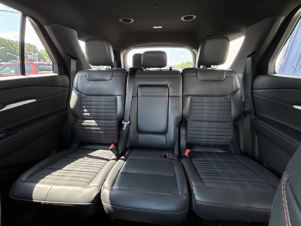 New 2026 Ford Explorer ST-Line RWD image 25