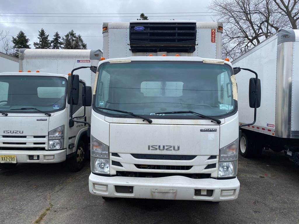 Used 2018 Isuzu NPR image 2