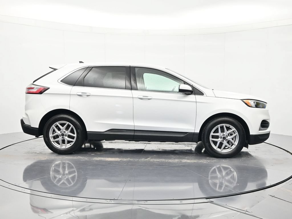 Used 2024 Ford Edge SEL AWD/4WD image 4