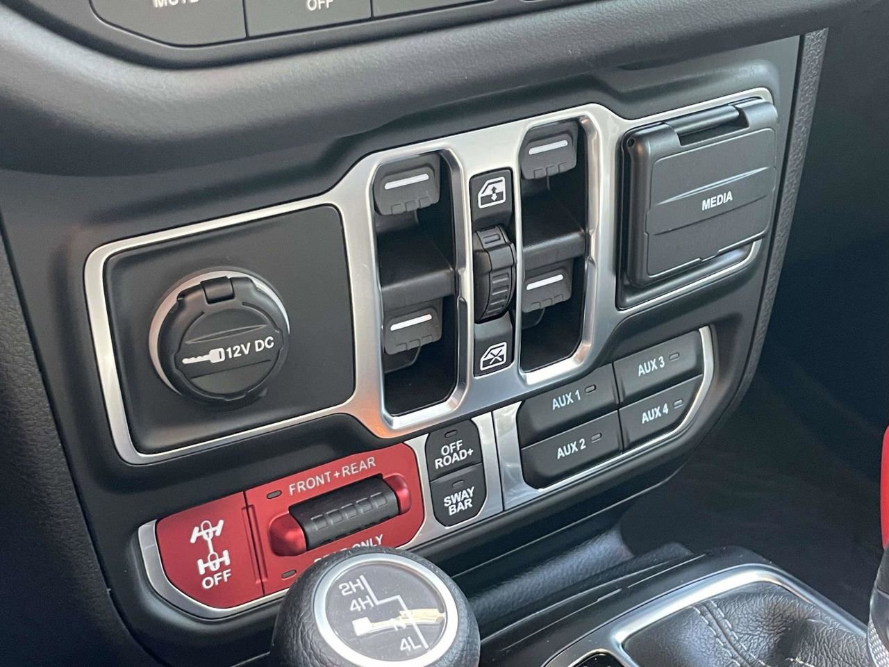 New 2026 Jeep Gladiator Rubicon AWD/4WD image 20