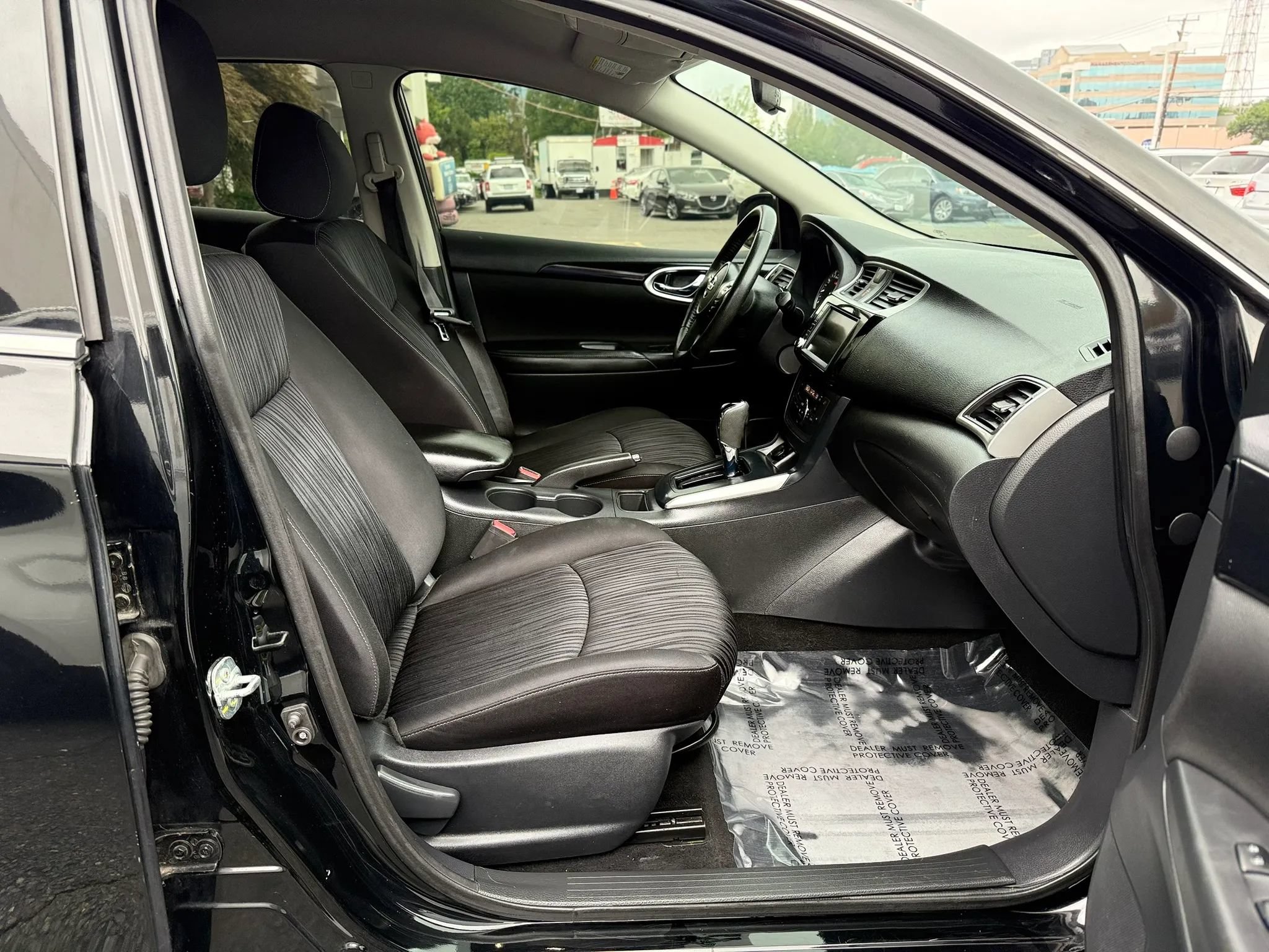 Used 2019 Nissan Sentra SV FWD image 32