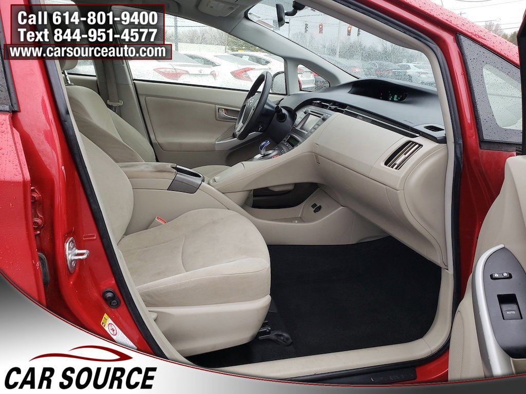 Used 2014 Toyota Prius Two image 17