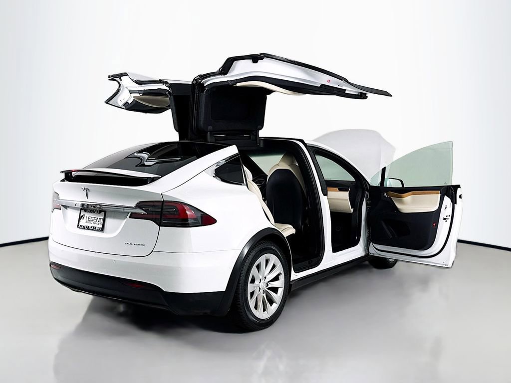 Used 2020 Tesla Model X Long Range image 31