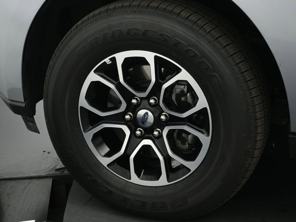 Certified 2024 Ford Expedition Max XLT image 22