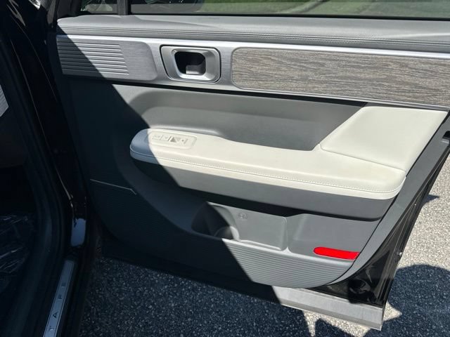 Used 2025 Hyundai Santa Fe Calligraphy FWD image 20