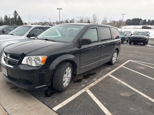 Used 2015 Dodge Grand Caravan SE w/ Quick Order Package 29E SE image 3