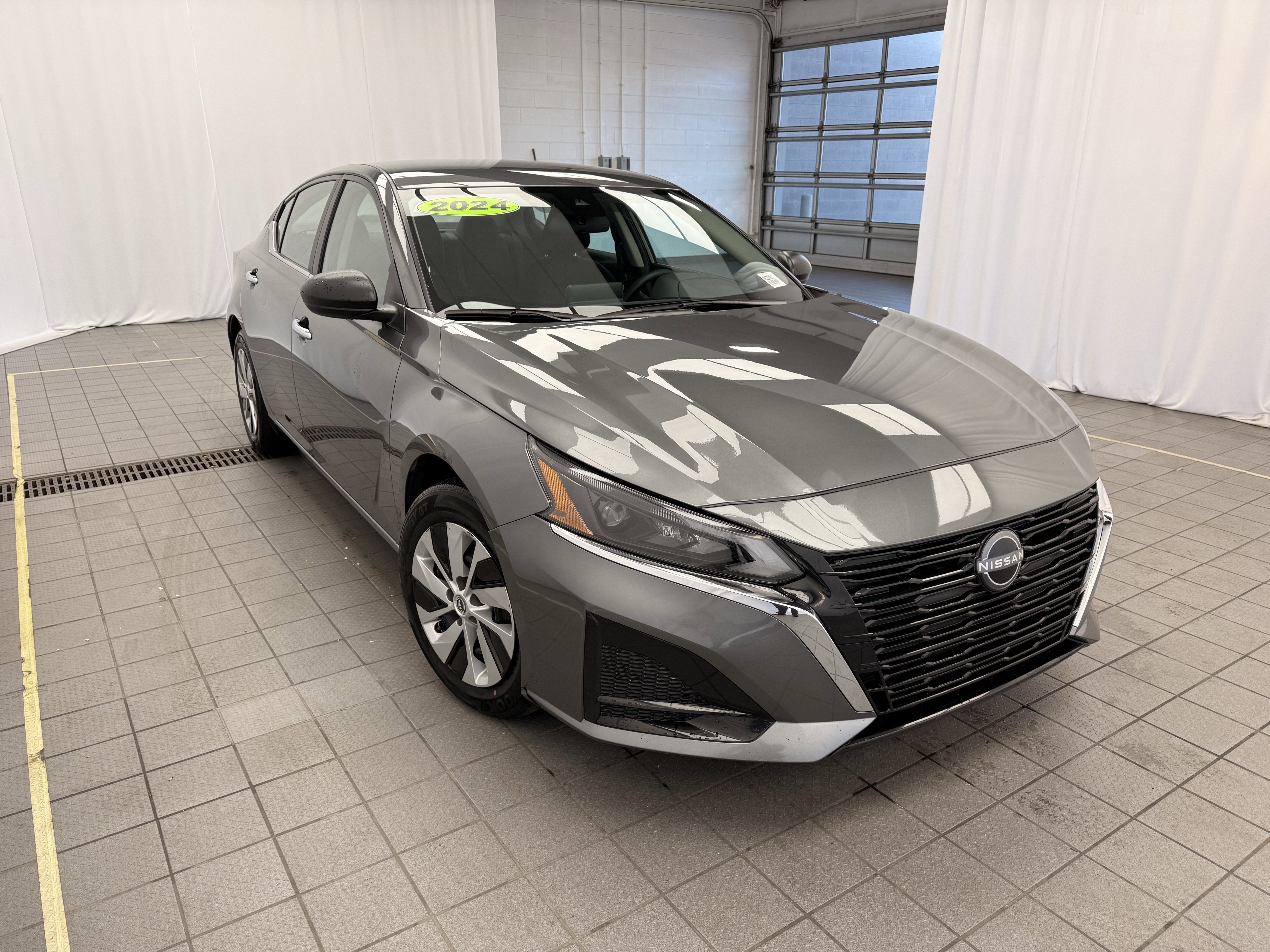 Certified 2025 Nissan Altima 2.5 S image 3