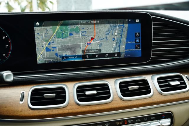 Used 2023 Mercedes-Benz GLS 450 4MATIC image 31