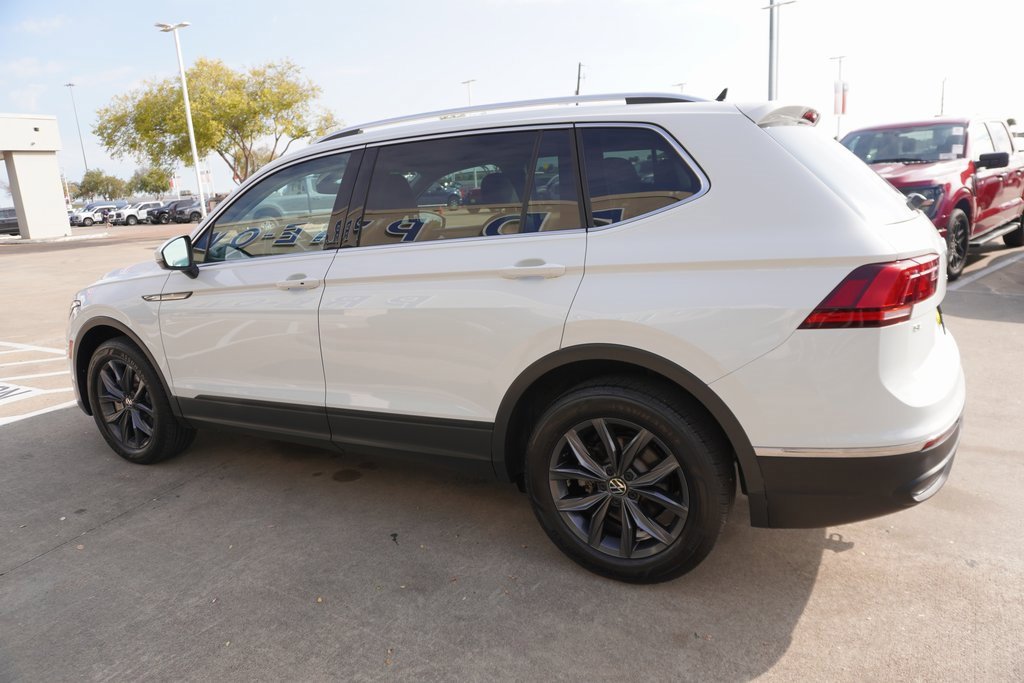 Used 2024 Volkswagen Tiguan Wolfsburg Edition image 4