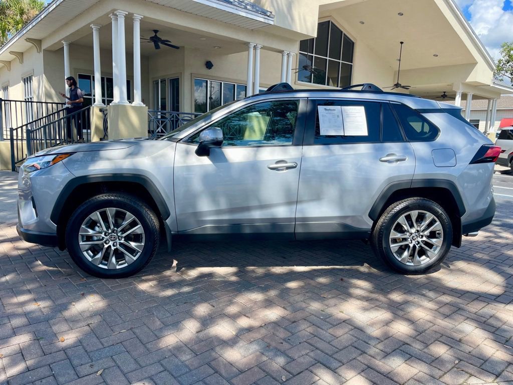 Used 2025 Toyota RAV4 XLE Premium image 2